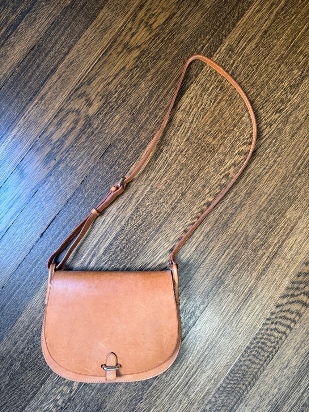 Celine Lefebure Emma leather saddle shoulder bag